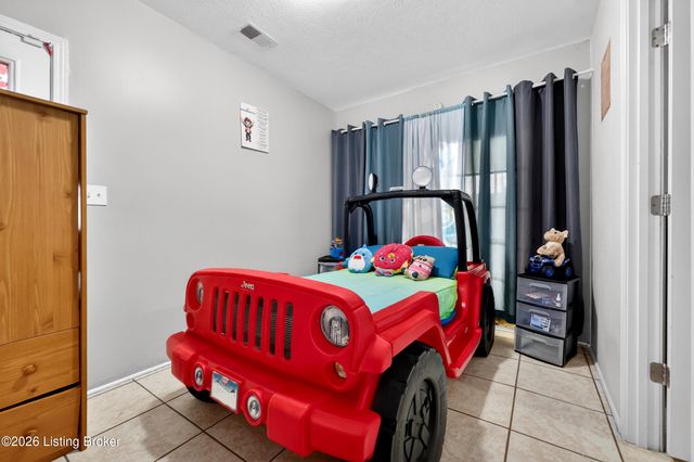 9510 Shoshone Way, Louisville, KY 40258