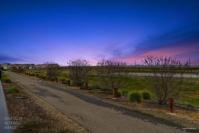 12913 Knightsbrook Ave, Rancho Cordova, CA 95742