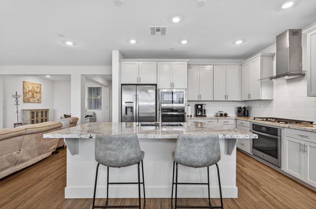 12913 Knightsbrook Ave, Rancho Cordova, CA 95742