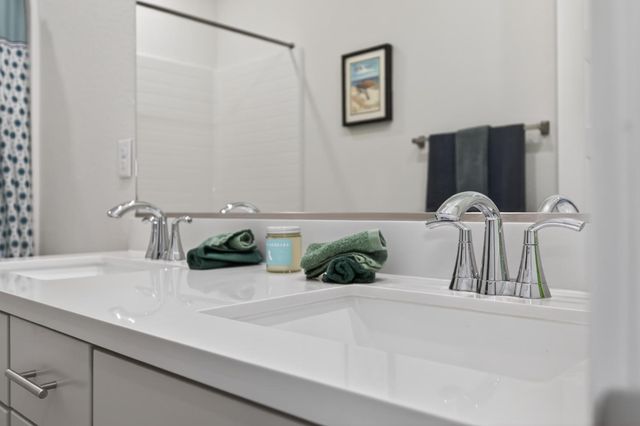 12913 Knightsbrook Ave, Rancho Cordova, CA 95742