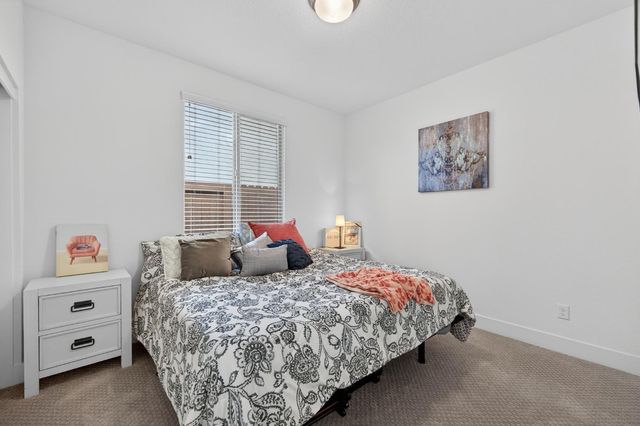 12913 Knightsbrook Ave, Rancho Cordova, CA 95742