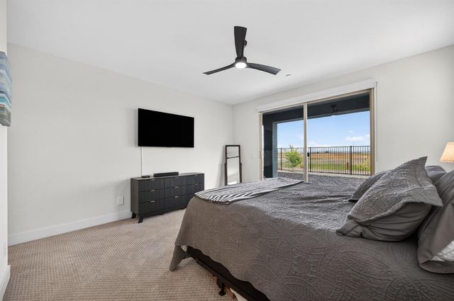 12913 Knightsbrook Ave, Rancho Cordova, CA 95742