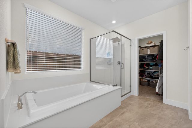 12913 Knightsbrook Ave, Rancho Cordova, CA 95742