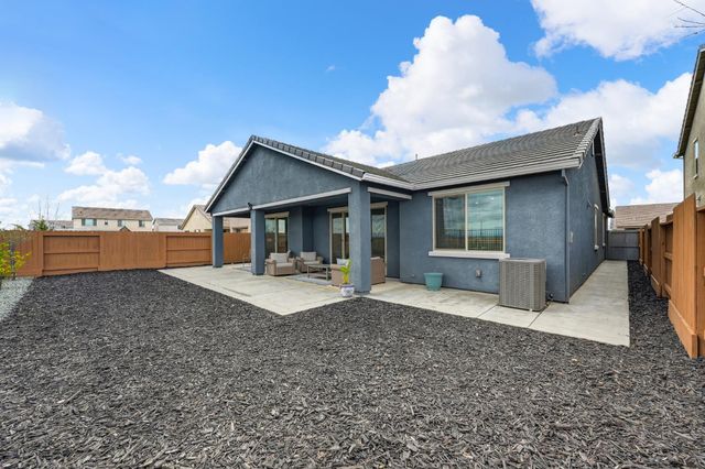 12913 Knightsbrook Ave, Rancho Cordova, CA 95742