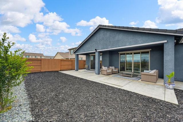 12913 Knightsbrook Ave, Rancho Cordova, CA 95742