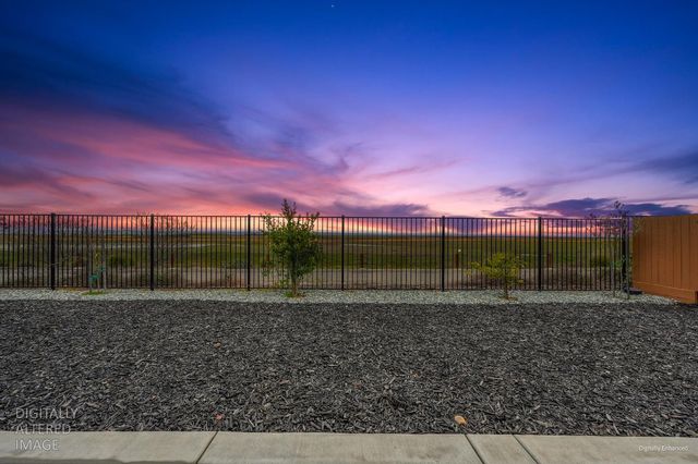 12913 Knightsbrook Ave, Rancho Cordova, CA 95742