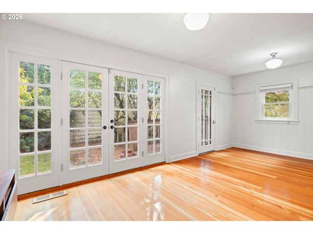3704 N MASSACHUSETTS Ave, Portland, OR 97227