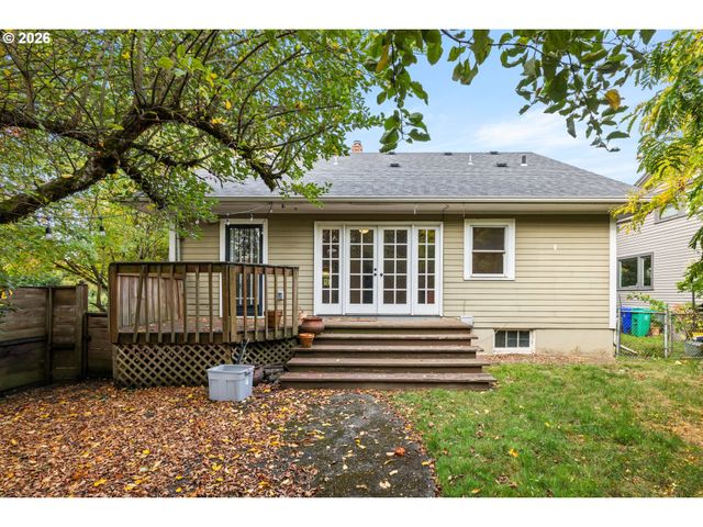 3704 N MASSACHUSETTS Ave, Portland, OR 97227