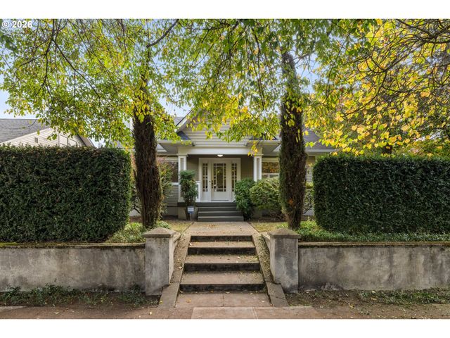 3704 N MASSACHUSETTS Ave, Portland, OR 97227