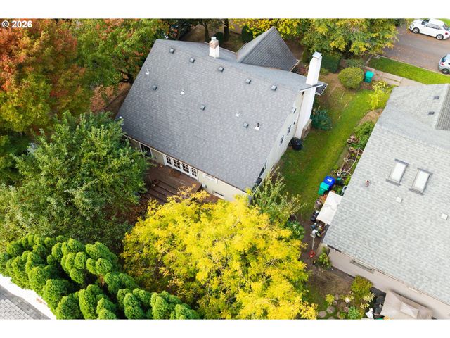 3704 N MASSACHUSETTS Ave, Portland, OR 97227