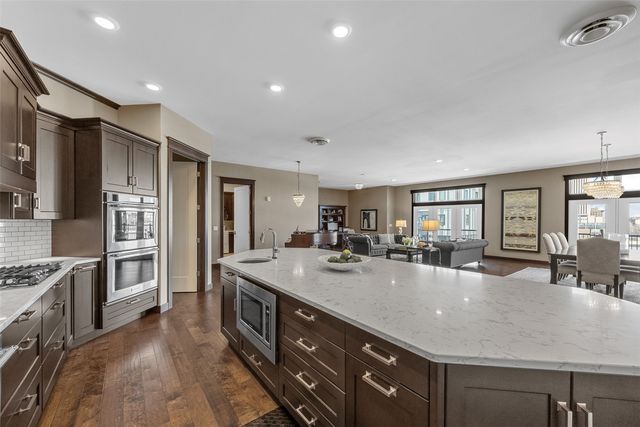 200 3rd Avenue SW 400, Cedar Rapids, IA 52404