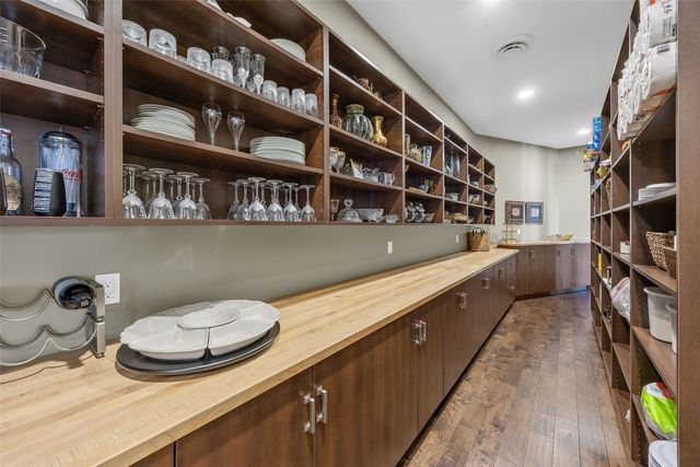 200 3rd Avenue SW 400, Cedar Rapids, IA 52404