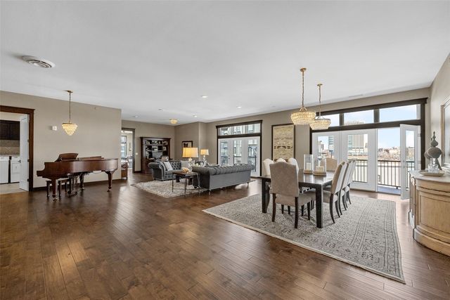 200 3rd Avenue SW 400, Cedar Rapids, IA 52404