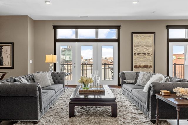 200 3rd Avenue SW 400, Cedar Rapids, IA 52404