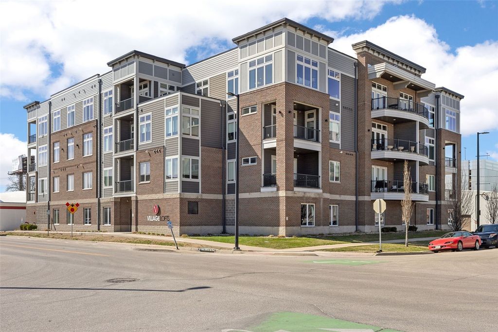 200 3rd Avenue SW 400, Cedar Rapids, IA 52404