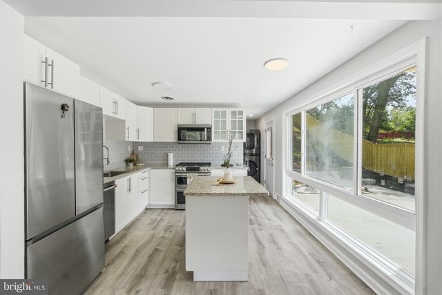 5617 HERSHEY LN, Alexandria, VA 22312