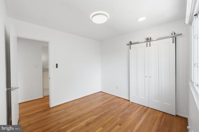 5617 HERSHEY LN, Alexandria, VA 22312