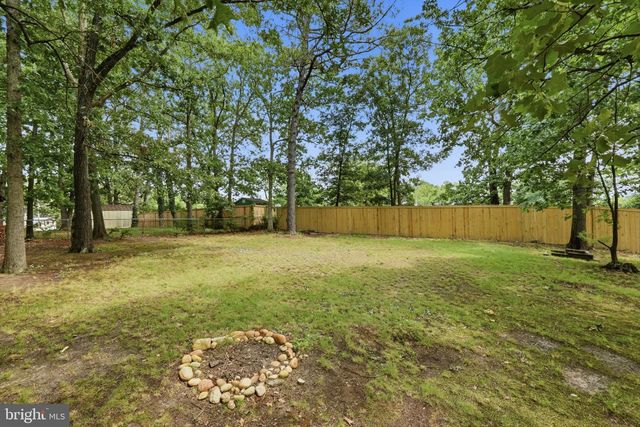 5617 HERSHEY LN, Alexandria, VA 22312