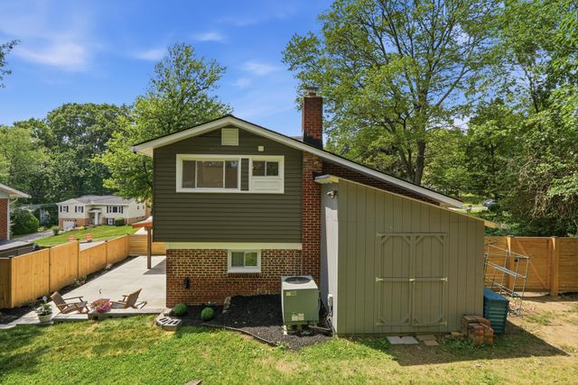 5617 HERSHEY LN, Alexandria, VA 22312