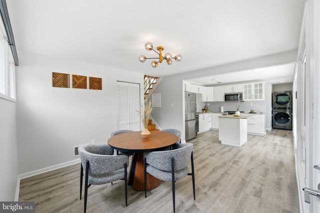 5617 HERSHEY LN, Alexandria, VA 22312