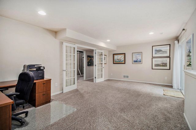 2219 Gray Oak Cove 37, Portage, MI 49024