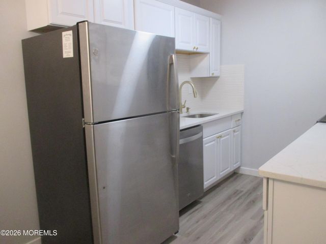 139 Farrington Court B, Lakewood, NJ 08701