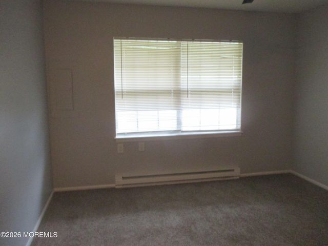 139 Farrington Court B, Lakewood, NJ 08701