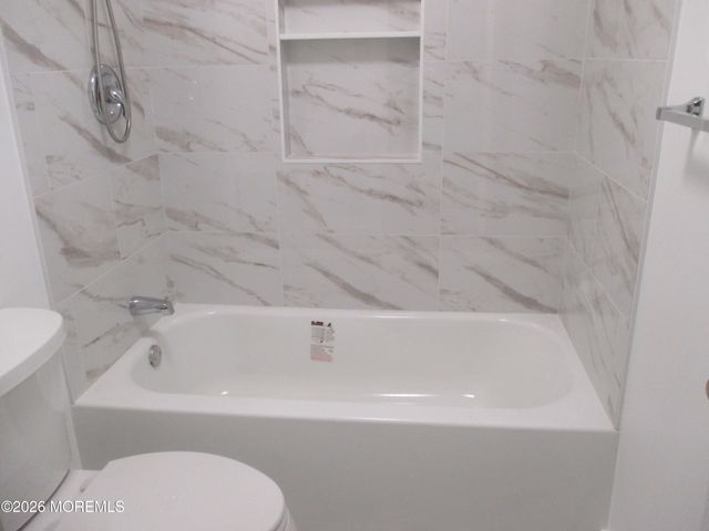 139 Farrington Court B, Lakewood, NJ 08701