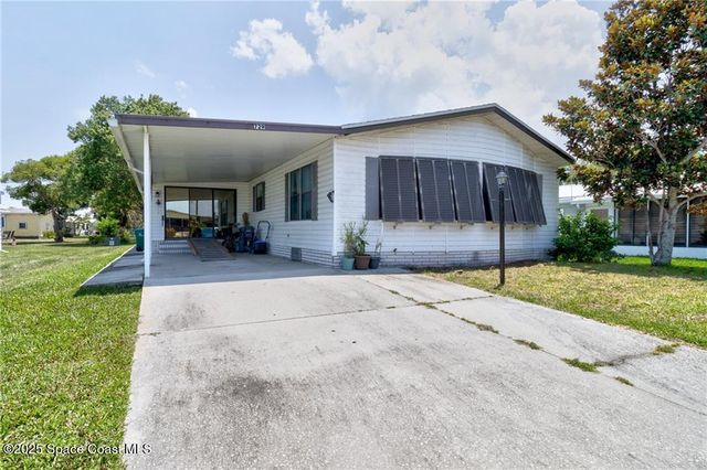 729 Gladiolus Drive, Barefoot Bay, FL 32976