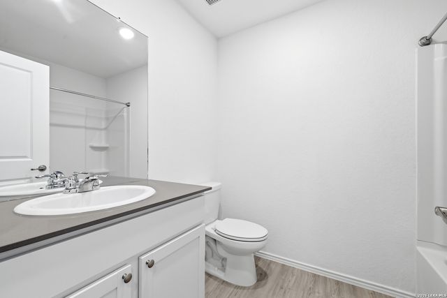 3903 KURZ PLZ S, San Antonio, TX 78211
