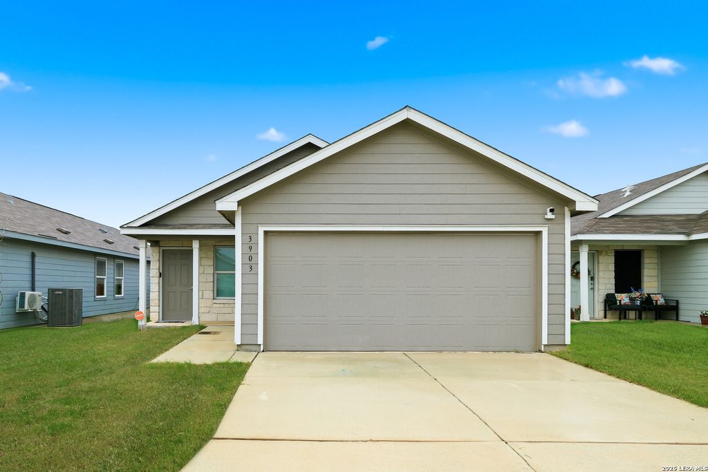 3903 KURZ PLZ S, San Antonio, TX 78211