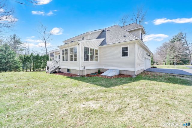 36 Ellridge Place, Ellington, CT 06029
