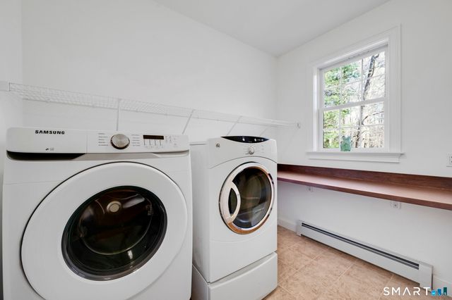 36 Ellridge Place, Ellington, CT 06029