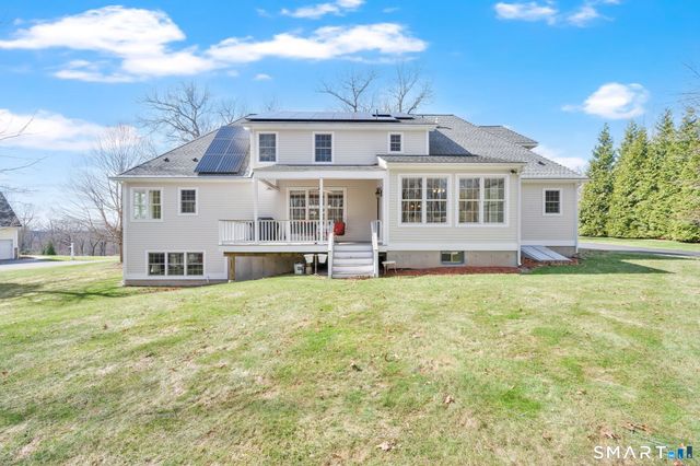 36 Ellridge Place, Ellington, CT 06029