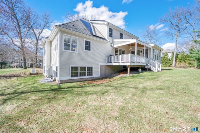 36 Ellridge Place, Ellington, CT 06029