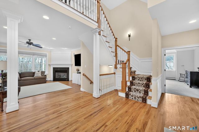 36 Ellridge Place, Ellington, CT 06029