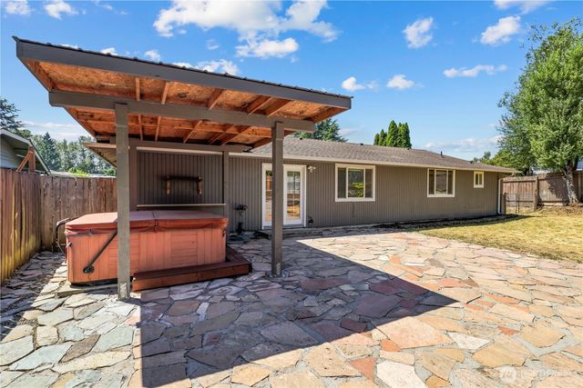 10329 16th Place W, Everett, WA 98204