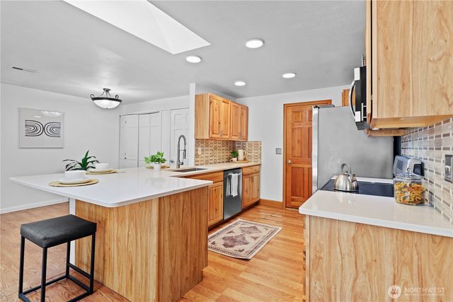 10329 16th Place W, Everett, WA 98204