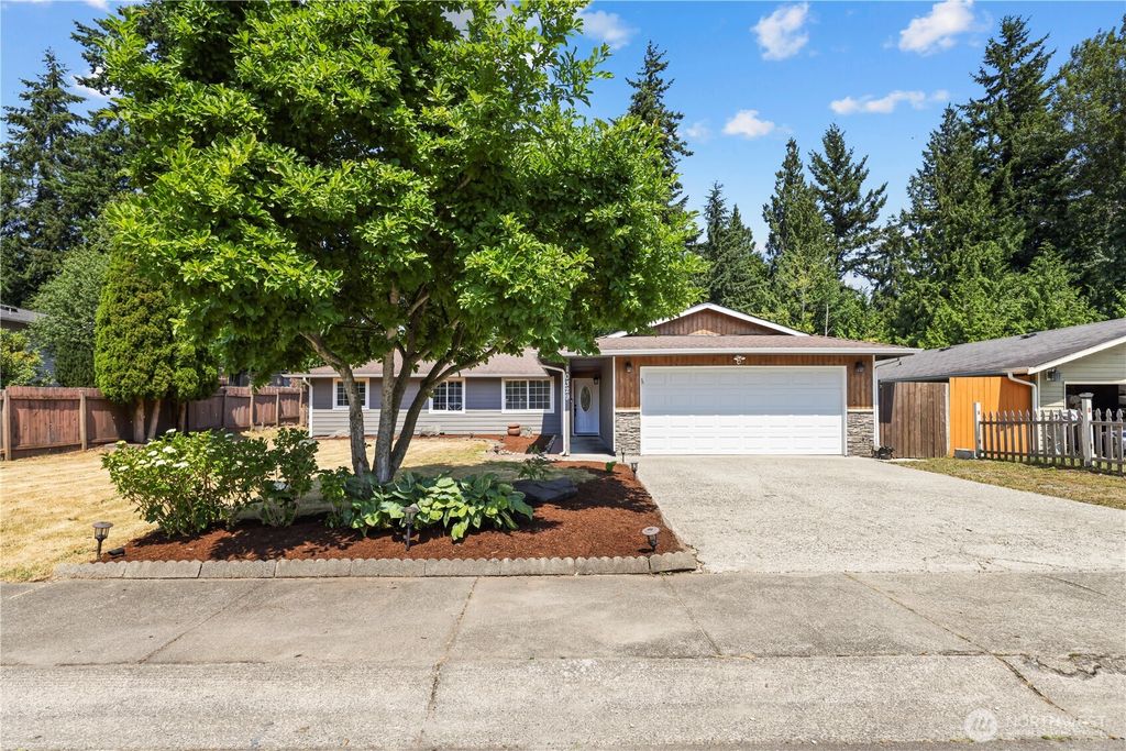 10329 16th Place W, Everett, WA 98204