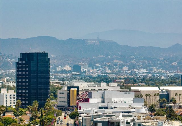 1303 S Orange Grove Avenue 601, Los Angeles, CA 90019