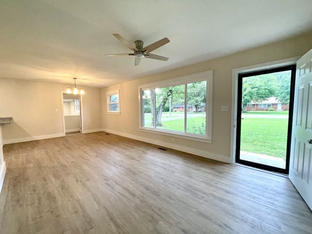 1510 Diana St, Murfreesboro, TN 37130