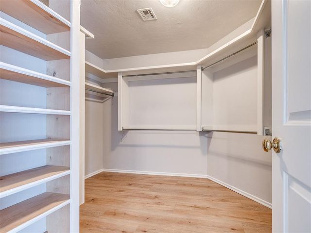 969 Pinebrooke Court, Norman, OK 73072