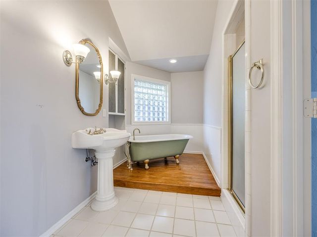 969 Pinebrooke Court, Norman, OK 73072