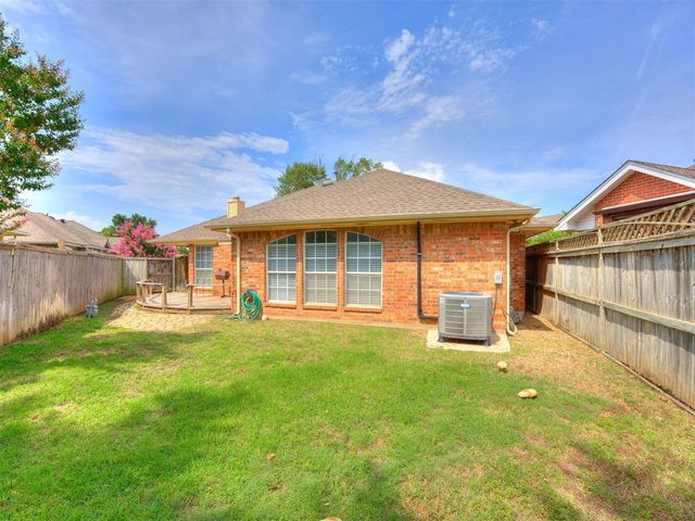 969 Pinebrooke Court, Norman, OK 73072