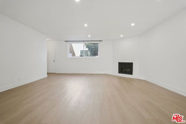 1133 22nd Street 9, Santa Monica, CA 90403