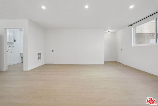 1133 22nd Street 9, Santa Monica, CA 90403