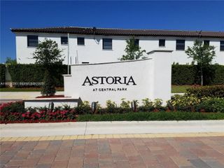 8883 NW 102nd Pl 8883, Doral, FL 33178