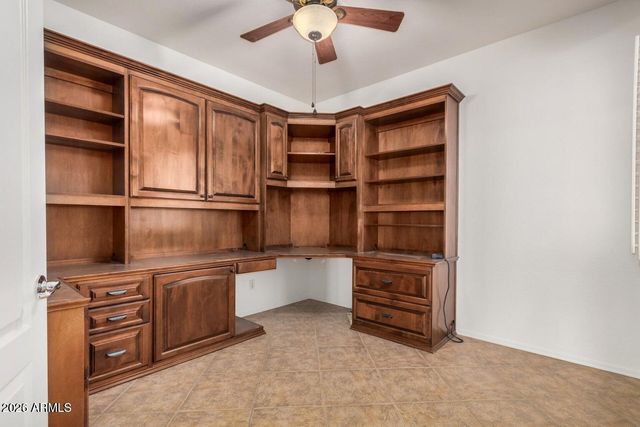 2112 E YELLOWSTONE Place, Chandler, AZ 85249