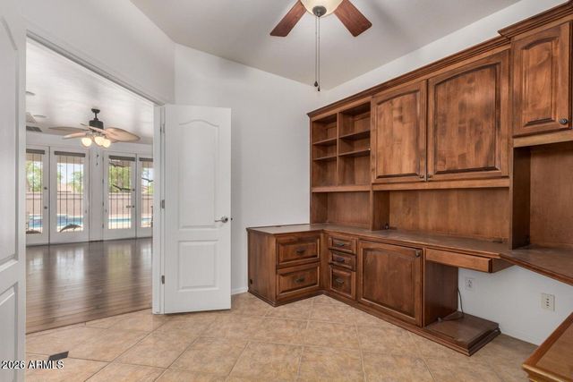 2112 E YELLOWSTONE Place, Chandler, AZ 85249