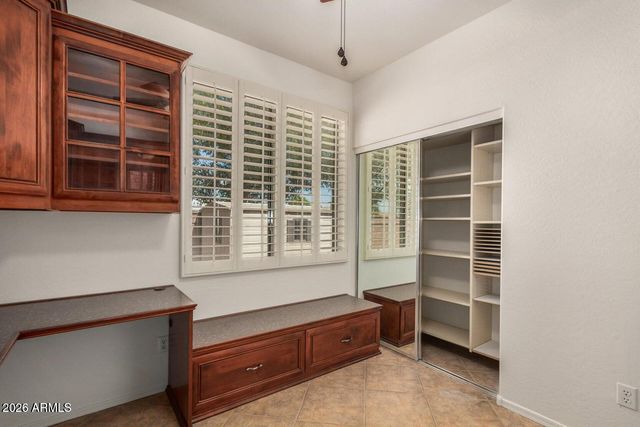 2112 E YELLOWSTONE Place, Chandler, AZ 85249